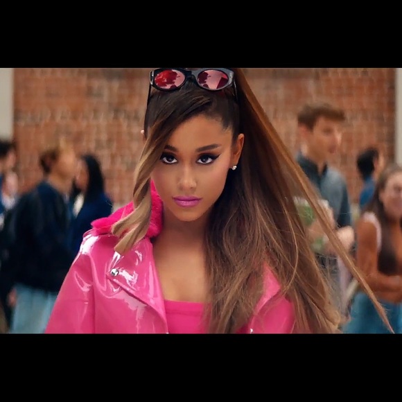 Meet your Posher, Abbie - Picture 1 of 1